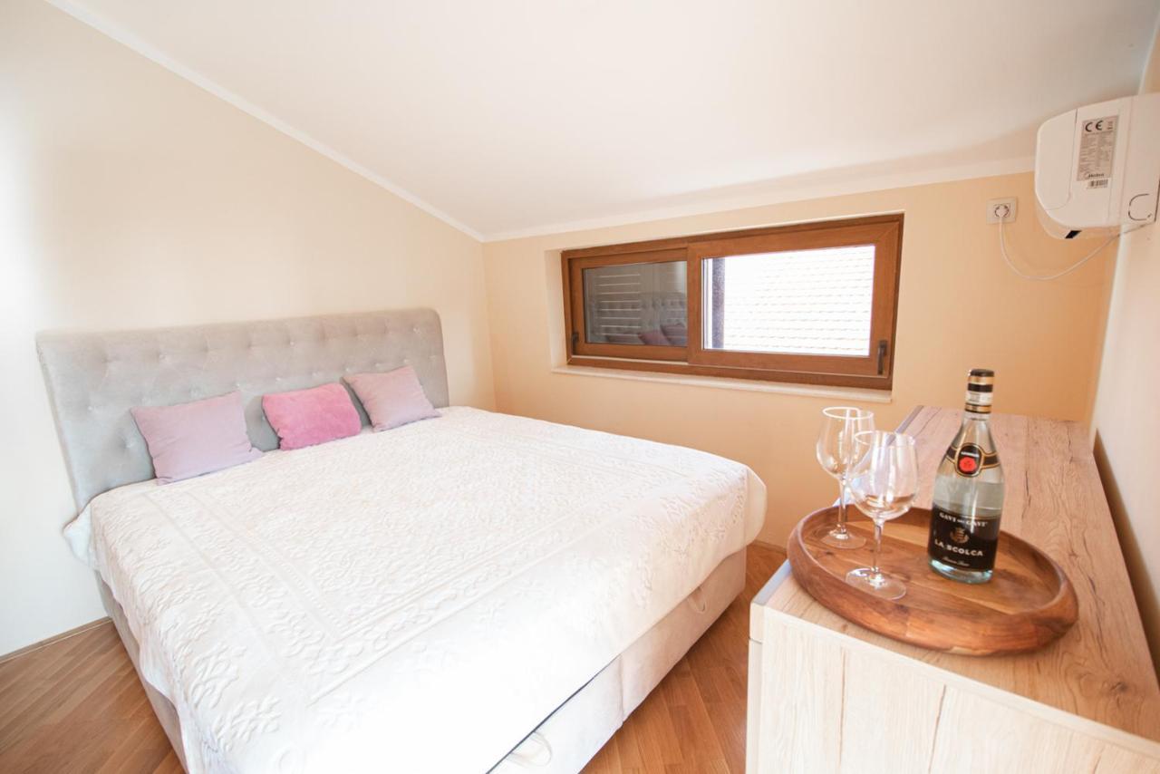 Boka Apartment Баошичі Екстер'єр фото