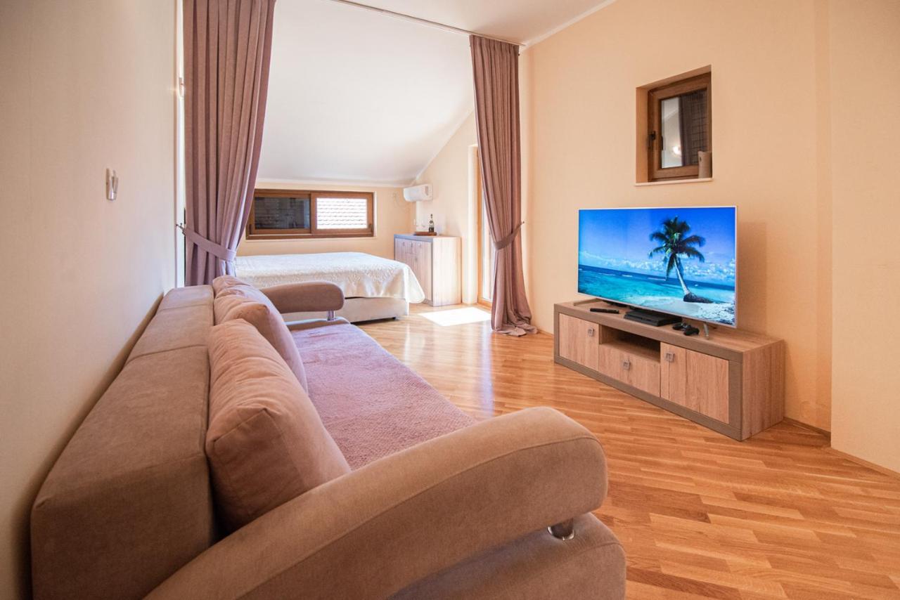 Boka Apartment Баошичі Екстер'єр фото